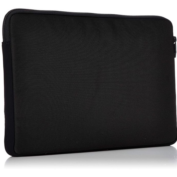 TUMI Carrying Case for 11” tablet Unisex in Black - Picture 3 of 9